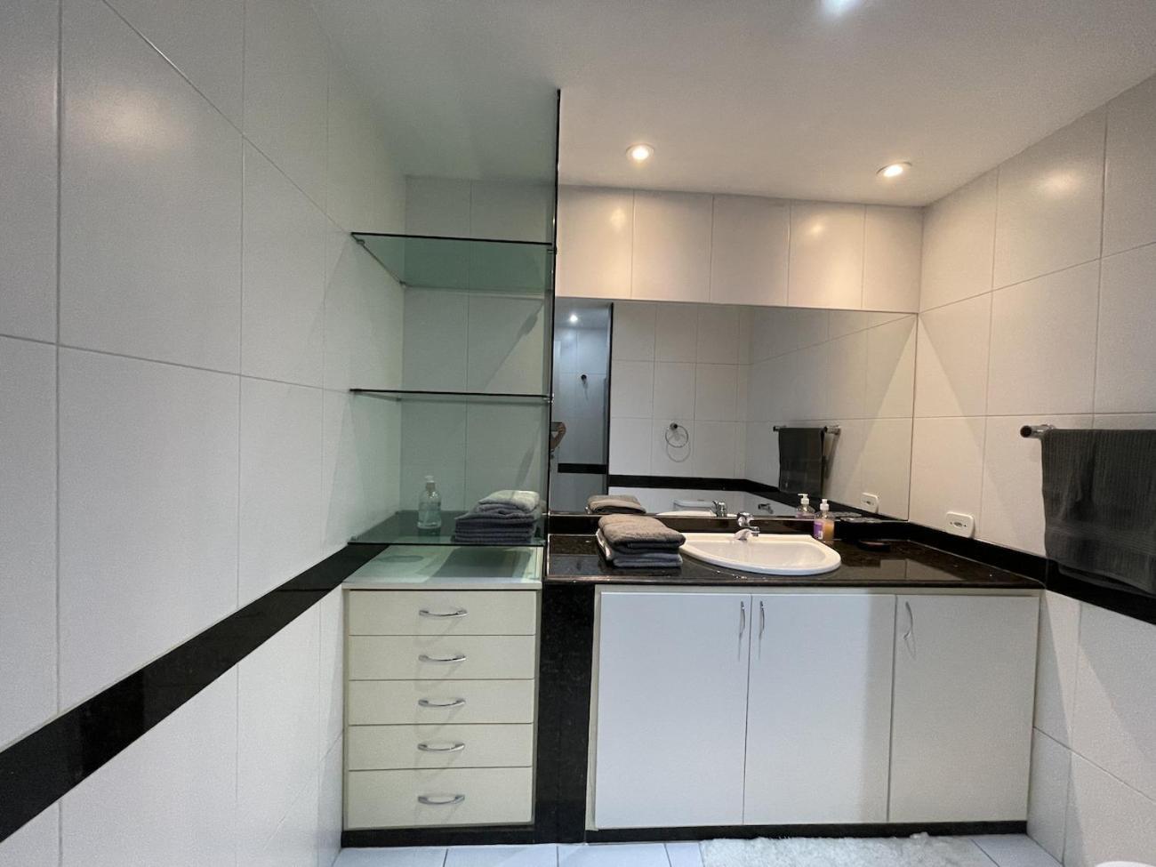 Apartamento Encantador Com Piscina - Besthostrio Rio de Janeiro Ngoại thất bức ảnh